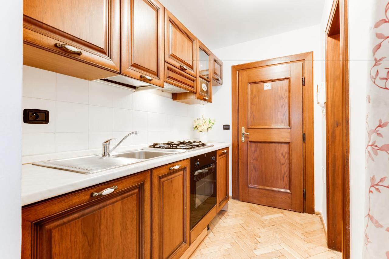 Charles Bridge Royal - Castle District Apartamento *