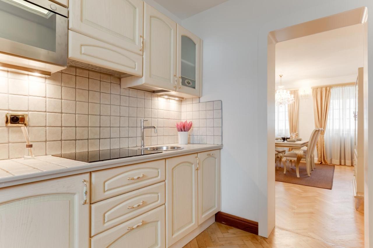 Charles Bridge Royal - Castle District Apartamento *