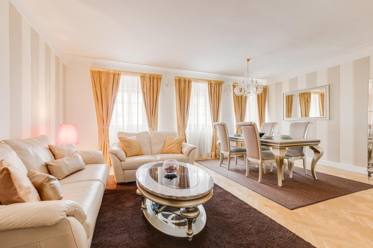 Apartamento Charles Bridge Royal - Castle District Praga