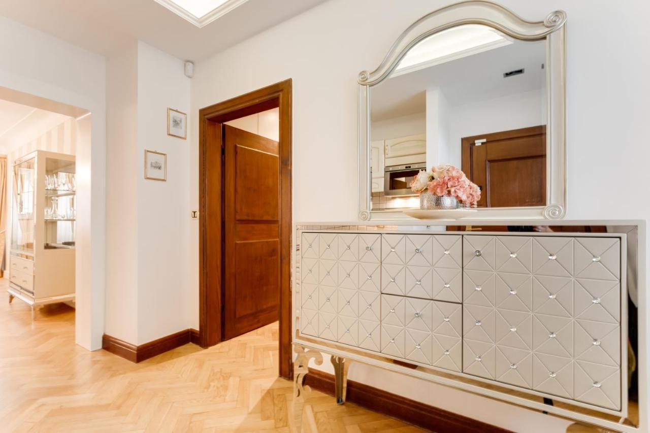 Charles Bridge Royal - Castle District Apartamento *